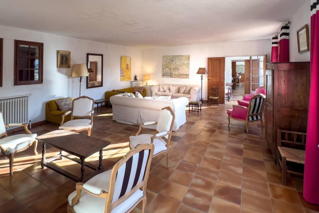 Mas De Charme En Pleine Camargue Villa Сан-Жил Екстериор снимка